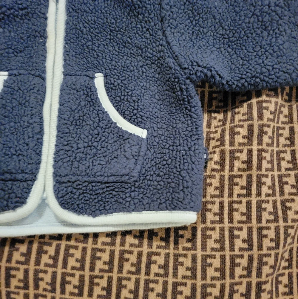 Baby Gap Adorable Gap fuzzy matching sweat suit baby bear jacket winter newborn